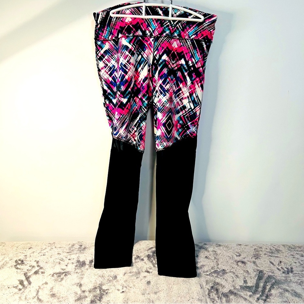 Material Girl Active Multi Colored and Black Workout Leggings Size L NWOT